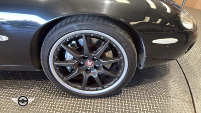 Lot 325 - 2001 JAGUAR XKR AUTO