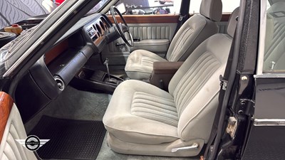 Lot 396 - 1975 FORD GRANADA GHIA
