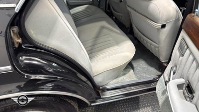 Lot 396 - 1975 FORD GRANADA GHIA