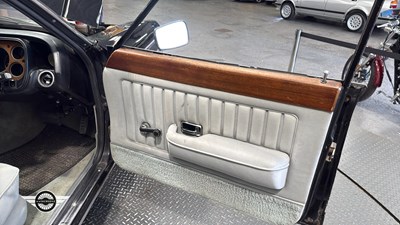 Lot 396 - 1975 FORD GRANADA GHIA
