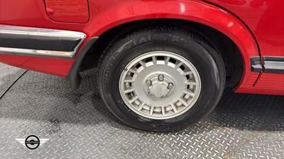 Lot 402 - 1983 FORD GRANADA GHIA X
