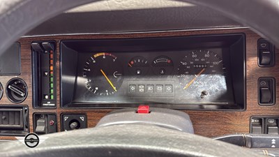 Lot 402 - 1983 FORD GRANADA GHIA X