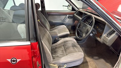 Lot 402 - 1983 FORD GRANADA GHIA X