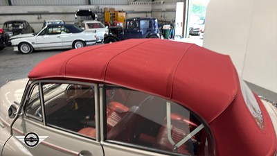 Lot 490 - 1966 MORRIS MINOR 1000