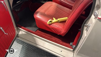 Lot 490 - 1966 MORRIS MINOR 1000