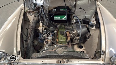 Lot 490 - 1966 MORRIS MINOR 1000