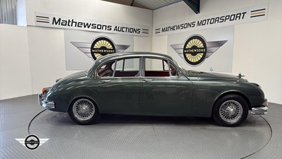 Lot 474 - 1960 JAGUAR MK2 2.4