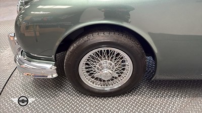Lot 474 - 1960 JAGUAR MK2 2.4