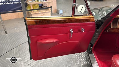 Lot 474 - 1960 JAGUAR MK2 2.4
