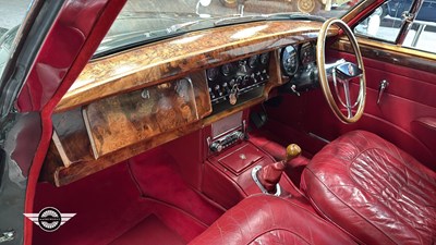 Lot 474 - 1960 JAGUAR MK2 2.4