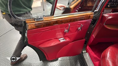 Lot 474 - 1960 JAGUAR MK2 2.4