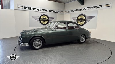 Lot 474 - 1960 JAGUAR MK2 2.4