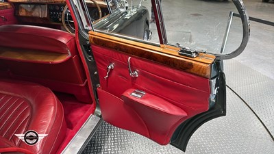 Lot 474 - 1960 JAGUAR MK2 2.4