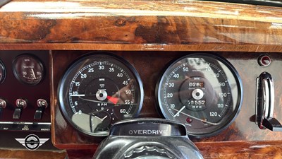 Lot 474 - 1960 JAGUAR MK2 2.4