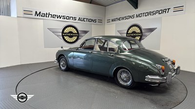 Lot 474 - 1960 JAGUAR MK2 2.4