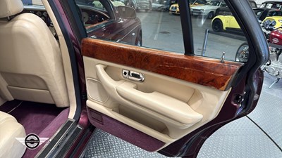 Lot 472 - 2000 BENTLEY ARNAGE RED LABEL AUTO