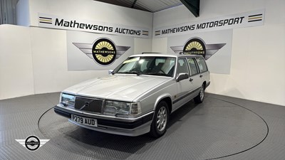 Lot 426 - 1996 VOLVO 940 CLASSIC TURBO AUTO