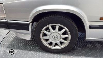 Lot 426 - 1996 VOLVO 940 CLASSIC TURBO AUTO