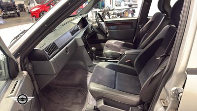 Lot 426 - 1996 VOLVO 940 CLASSIC TURBO AUTO