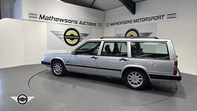 Lot 426 - 1996 VOLVO 940 CLASSIC TURBO AUTO
