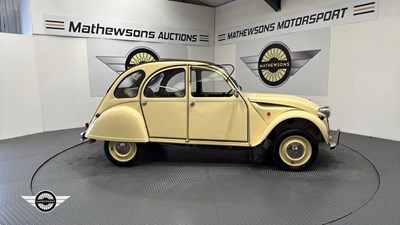 Lot 526 - 1988 CITROEN 2CV6 DOLLY