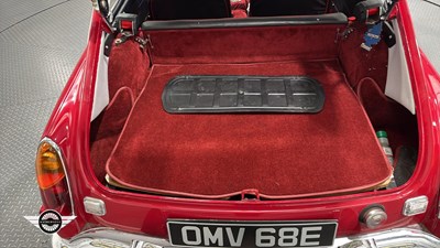 Lot 536 - 1967 MG B GT