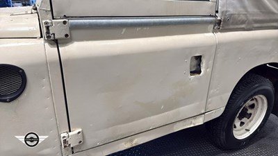 Lot 542 - 1974 LAND ROVER 88" - 4 CYL