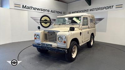 Lot 542 - 1974 LAND ROVER 88" - 4 CYL