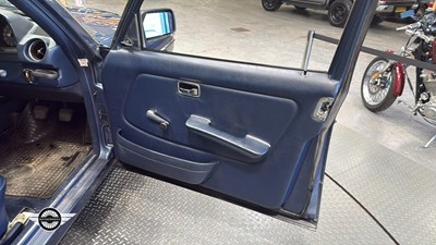 Lot 544 - 1982 MERCEDES 230 E