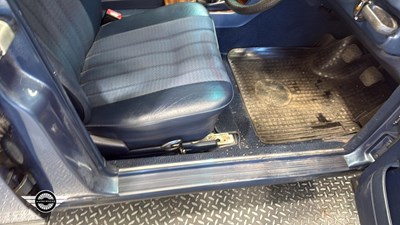 Lot 544 - 1982 MERCEDES 230 E