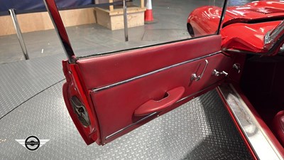 Lot 582 - 1967 JAGUAR 'E' TYPE