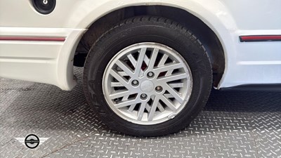 Lot 640 - 1990 FORD ESCORT XR3 INJ