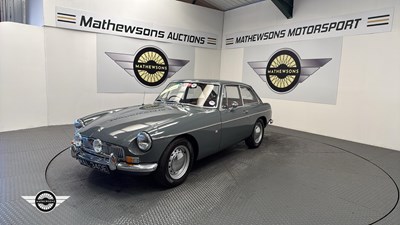 Lot 606 - 1967 MG B GT
