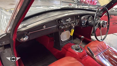 Lot 606 - 1967 MG B GT