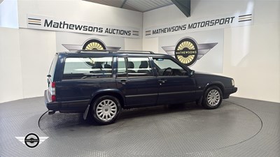 Lot 754 - 1998 VOLVO 940 CELEBRATION