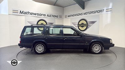 Lot 754 - 1998 VOLVO 940 CELEBRATION