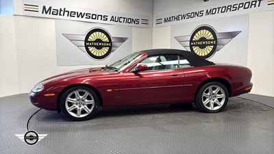 Lot 760 - 1997 JAGUAR XK8 CONVERTIBLE AUTO