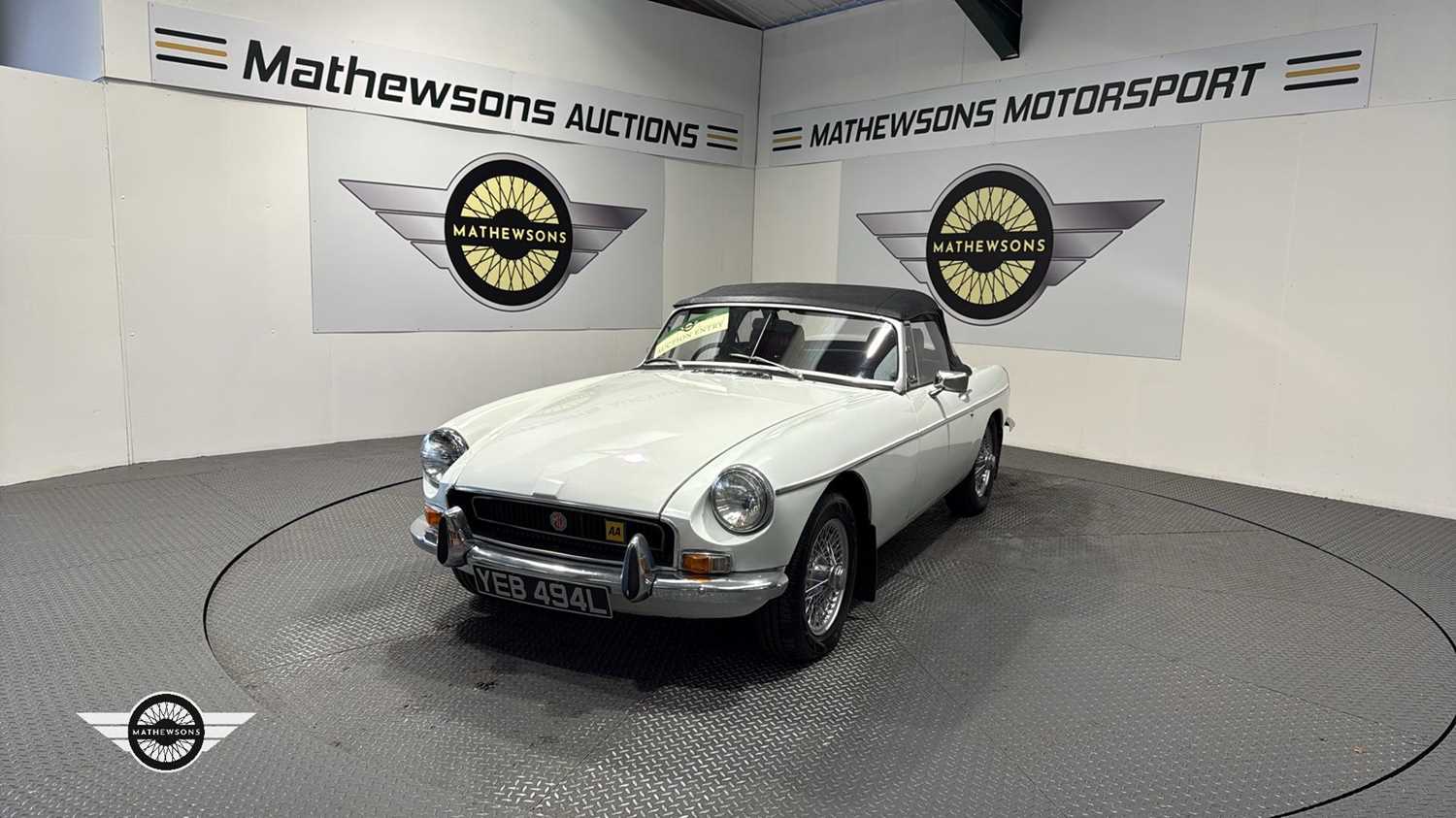 Lot 784 - 1972 MG B