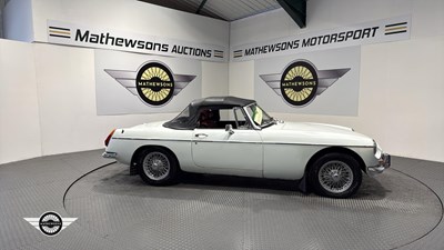 Lot 784 - 1972 MG B