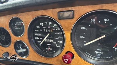 Lot 800 - 1976 TRIUMPH STAG