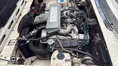 Lot 800 - 1976 TRIUMPH STAG