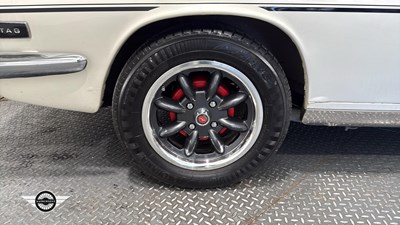 Lot 800 - 1976 TRIUMPH STAG