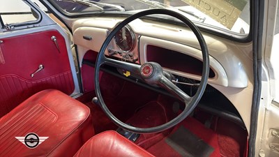 Lot 820 - 1966 MORRIS MINOR 1000
