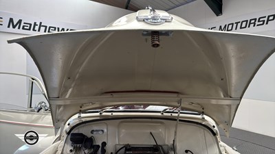 Lot 820 - 1966 MORRIS MINOR 1000