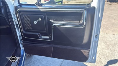 Lot 830 - 1986 FORD F350 DUALLY XLT KING CAB