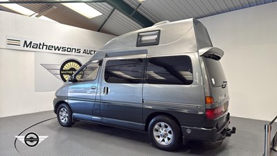 Lot 4 - 1995 TOYOTA GRANVIA