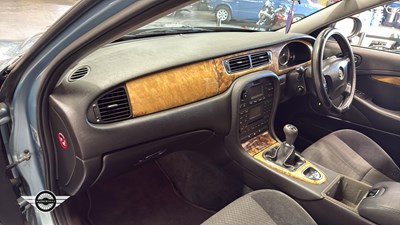 Lot 445 - 2004 JAGUAR S-TYPE DIESEL