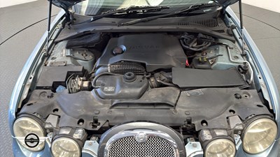 Lot 445 - 2004 JAGUAR S-TYPE DIESEL