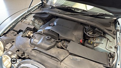Lot 445 - 2004 JAGUAR S-TYPE DIESEL