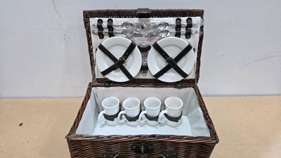 Lot 577 - AA PICNIC BASKET